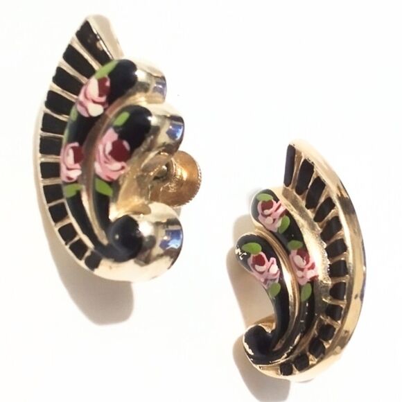 Vintage Coro Mid Century Romantic Black Enamel Pink Rose Screw Back Earrings - Picture 1 of 5